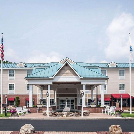 Comfort Inn & Suites Sturbridge-Brimfield Dış mekan fotoğraf
