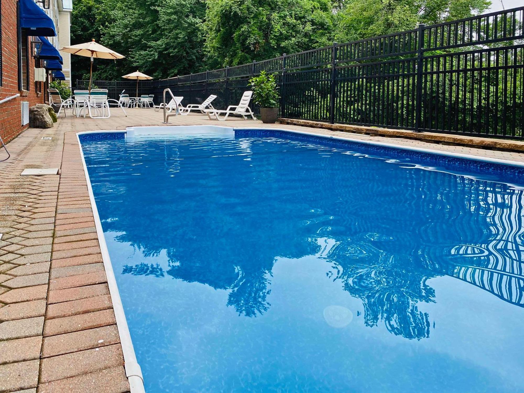 Comfort Inn & Suites Sturbridge-Brimfield Dış mekan fotoğraf