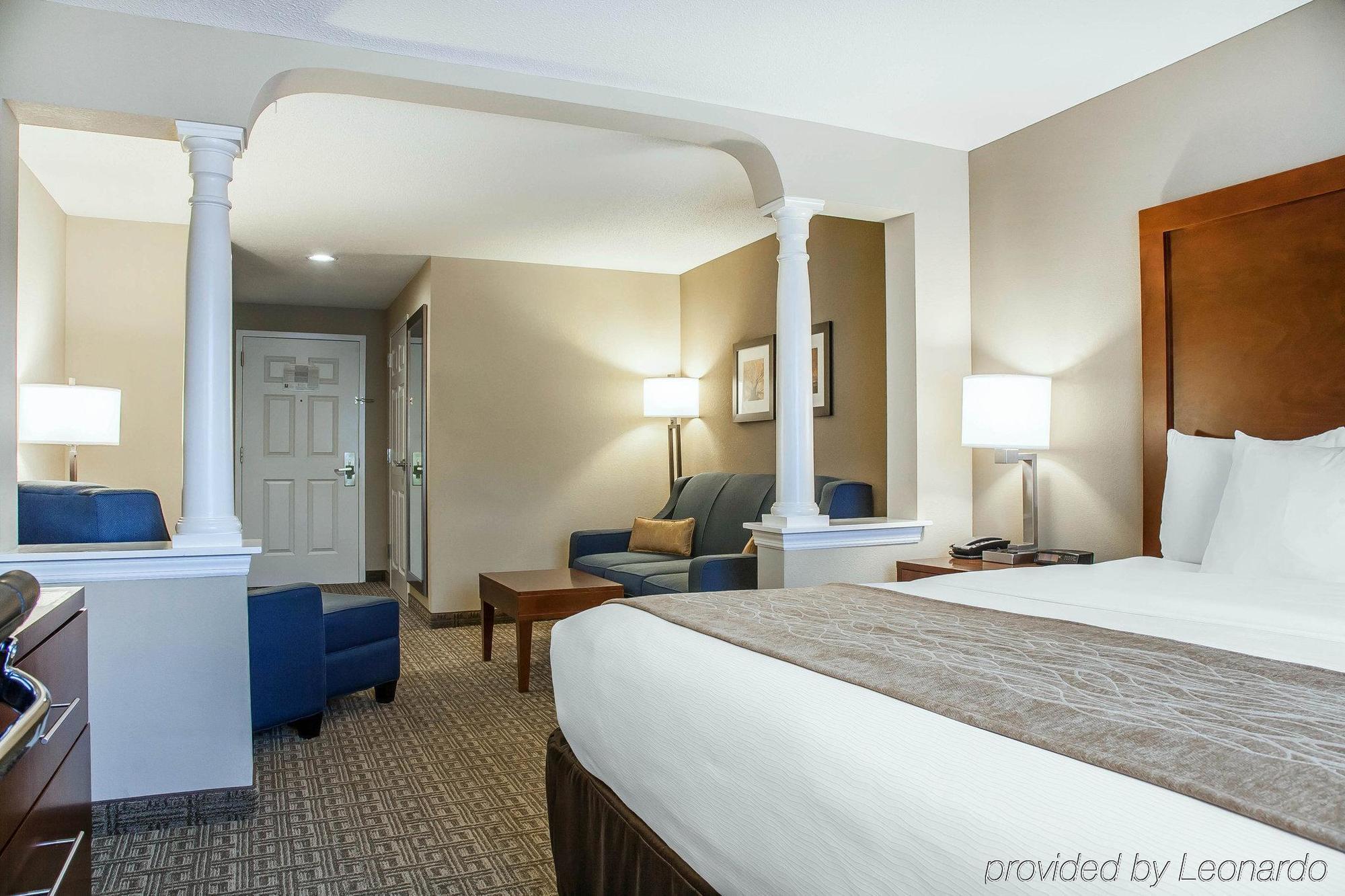 Comfort Inn & Suites Sturbridge-Brimfield Dış mekan fotoğraf