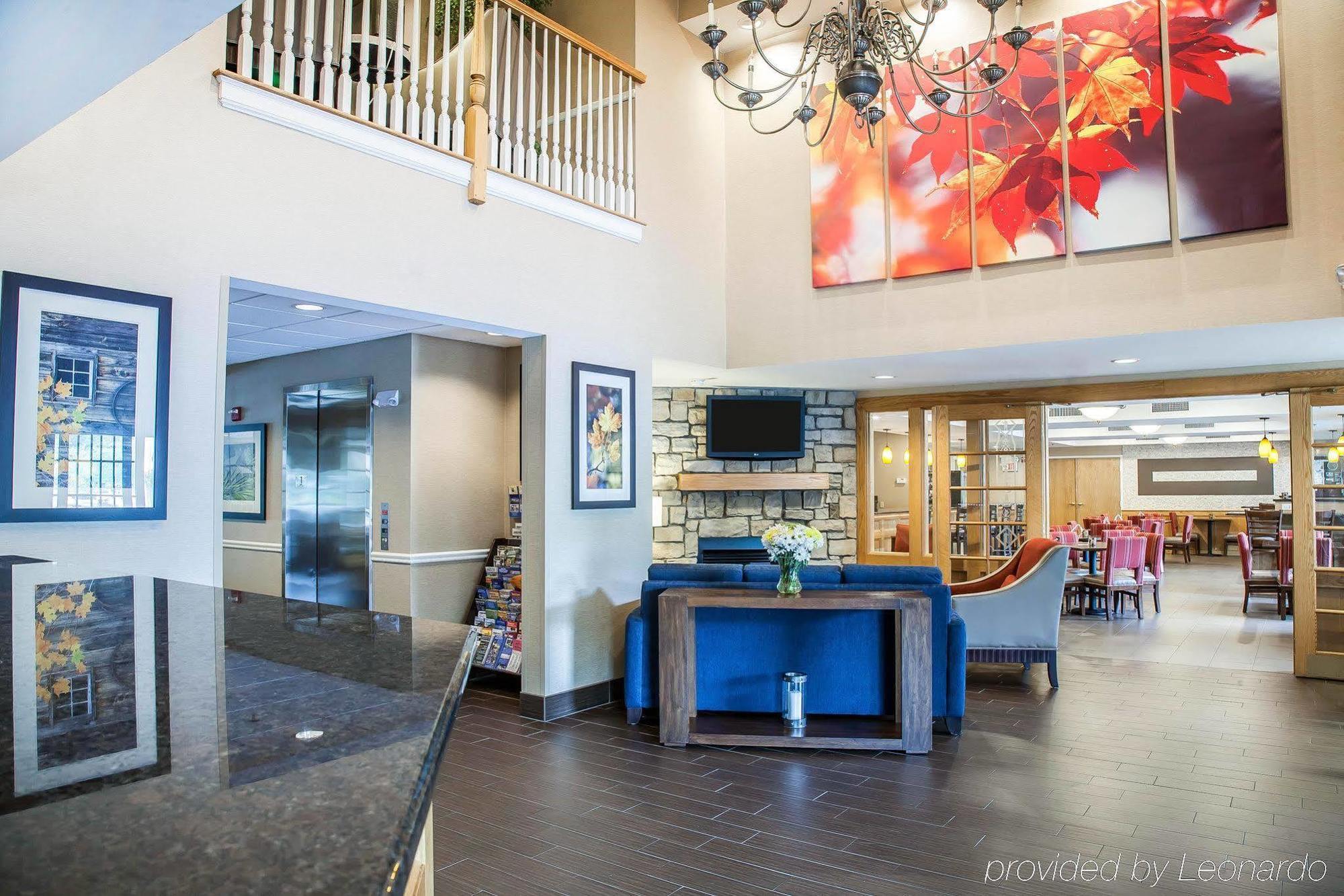 Comfort Inn & Suites Sturbridge-Brimfield Dış mekan fotoğraf