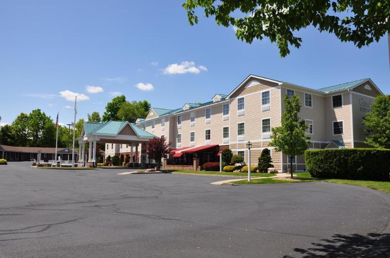 Comfort Inn & Suites Sturbridge-Brimfield Dış mekan fotoğraf