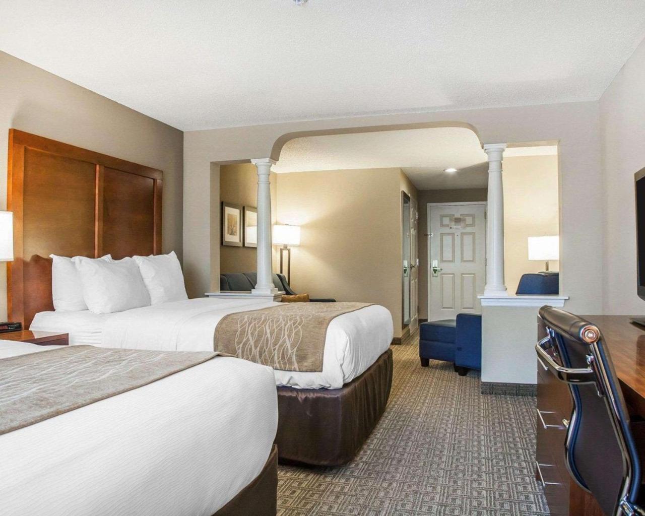 Comfort Inn & Suites Sturbridge-Brimfield Dış mekan fotoğraf
