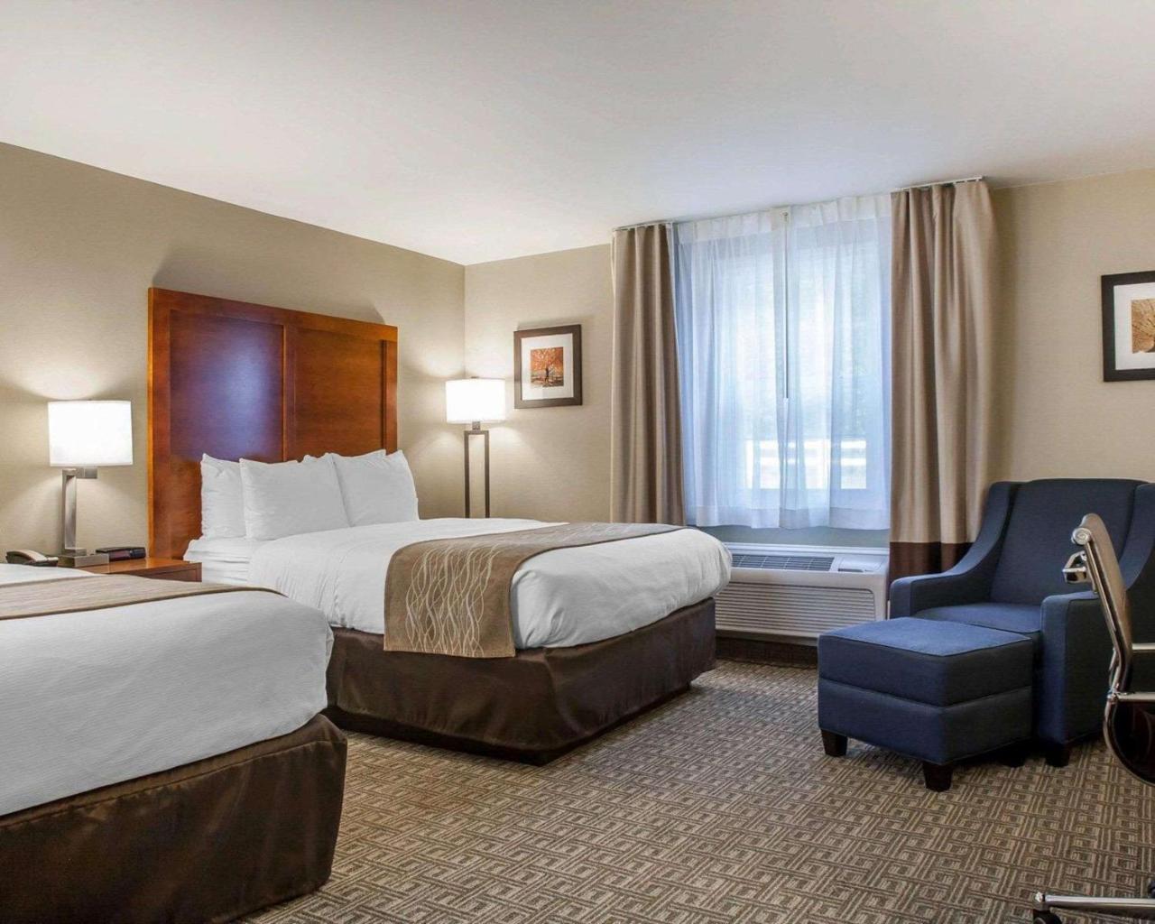 Comfort Inn & Suites Sturbridge-Brimfield Dış mekan fotoğraf
