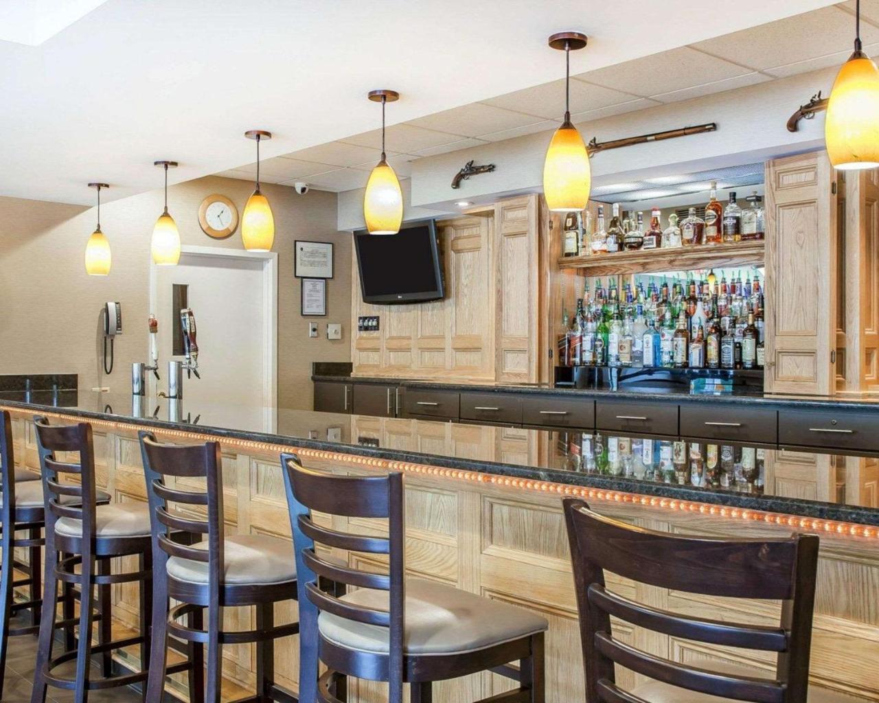 Comfort Inn & Suites Sturbridge-Brimfield Dış mekan fotoğraf