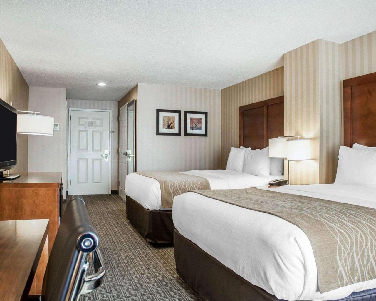 Comfort Inn & Suites Sturbridge-Brimfield Dış mekan fotoğraf
