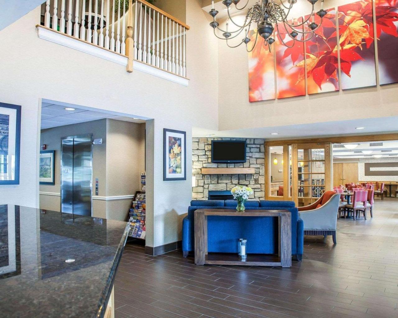 Comfort Inn & Suites Sturbridge-Brimfield Dış mekan fotoğraf